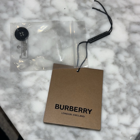 Kids Boys Burberry Beige Vintage Check Shorts 2Y - Picture 11 of 11